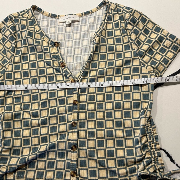 Pie in the Sky retro looking crop top with side cords to adjust length - Picture 6 of 6